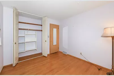 6369 N 101st St, Milwaukee, WI 53225 - Photo 15