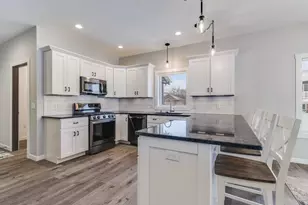 1506 Bridger Dr, Holmen, WI 54636 - Photo 19