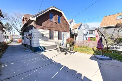2534 S Brisbane Ave, Milwaukee, WI 53207 - Photo 29