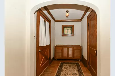 2534 S Brisbane Ave, Milwaukee, WI 53207 - Photo 3