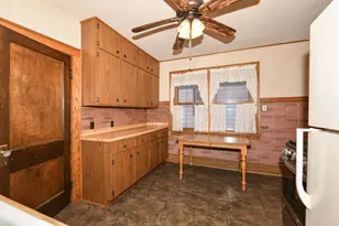 2534 S Brisbane Ave, Milwaukee, WI 53207 - Photo 13