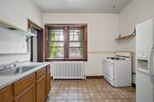 1815 N Oakland Ave, Milwaukee, WI 53202 - Photo 35