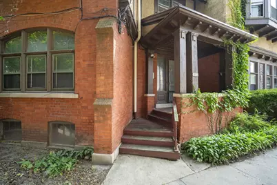 1815 N Oakland Ave, Milwaukee, WI 53202 - Photo 3