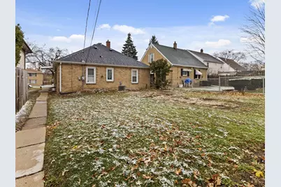7018 W Hampton Ave, Milwaukee, WI 53218 - Photo 41
