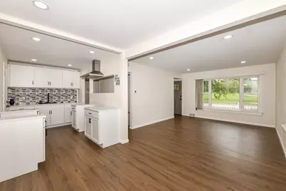 1580 W Howard Ave, Milwaukee, WI 53221 - Photo 9