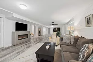 522 Bridgewater Cir, Williams Bay, WI 53191 - Photo 15