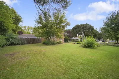 4749 N 75th St, Milwaukee, WI 53218 - Photo 31