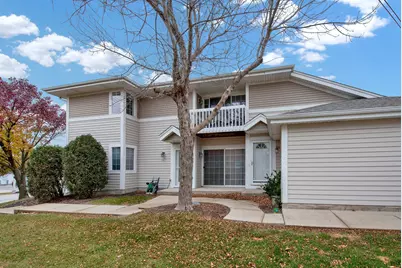 2023 W Layton Ave #8, Milwaukee, WI 53221 - Photo 3