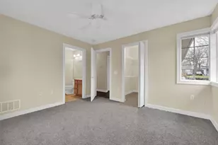 2023 W Layton Ave, Milwaukee, WI 53221 - Photo 15