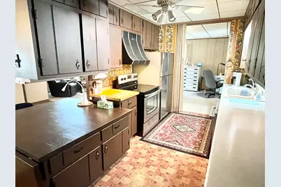 3414  Parkway Blvd, Two Rivers, WI 54241 - Photo 7