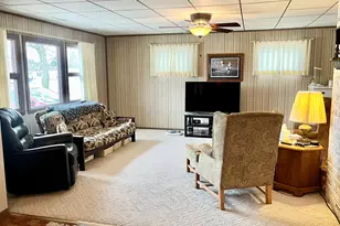 3414 Parkway Blvd, Two Rivers, WI 54241 - Photo 11