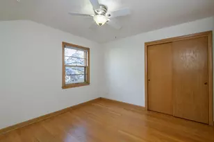 902 Lake Dr, South Milwaukee, WI 53172 - Photo 37