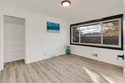 3422  Stratford Ave, Racine, WI 53402 - Photo 13