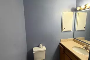 6414 Raymond Rd, Madison, WI 53711 - Photo 5