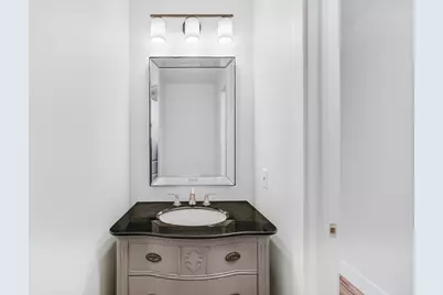 632  Partridge Pkwy, Genoa City, WI 53128 - Photo 13