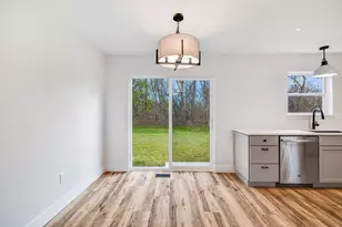 632 Partridge Pkwy, Genoa City, WI 53128 - Photo 9