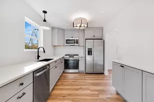 632 Partridge Pkwy, Genoa City, WI 53128 - Photo 7