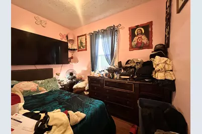 1732 S 7th St, Milwaukee, WI 53204 - Photo 9