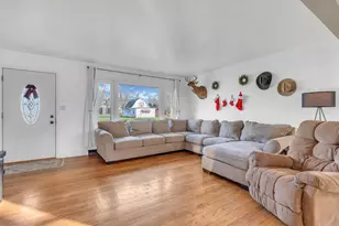 222 N Otis St, Glenbeulah, WI 53023 - Photo 3