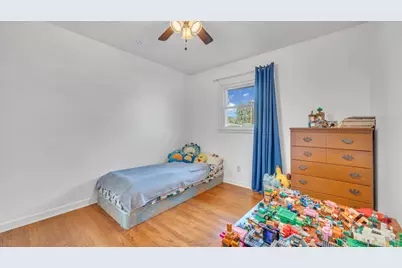 222 N Otis St, Glenbeulah, WI 53023 - Photo 11