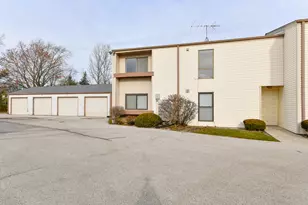 1876 Haymarket Rd, Waukesha, WI 53189 - Photo 23