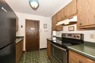 1876 Haymarket Rd, Waukesha, WI 53189 - Photo 5