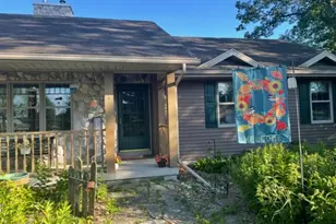 W9007 County Rd C, Oakland, WI 53523 - Photo 7