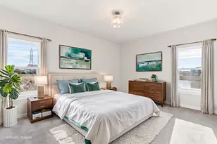 1940 N Creek Dr, Grafton, WI 53024 - Photo 9