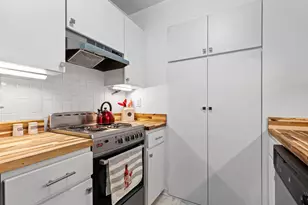 9340 W Forest Home Ave, Milwaukee, WI 53228 - Photo 7