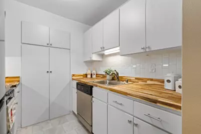 9340 W Forest Home Ave #1, Milwaukee, WI 53228 - Photo 5