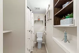 9340 W Forest Home Ave, Milwaukee, WI 53228 - Photo 11