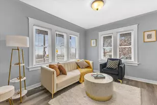 3530 W Park Hill Ave, Milwaukee, WI 53208 - Photo 7