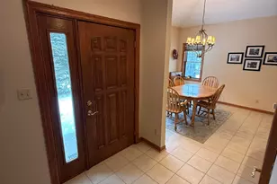 N108W17282 Lilac Ln, Germantown, WI 53022 - Photo 3