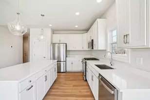 1545 N Stone Ridge Dr, Lake Geneva, WI 53147 - Photo 11