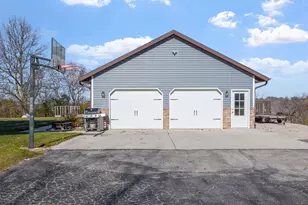 W8806 Hickory Dr, Greenbush, WI 53023 - Photo 23