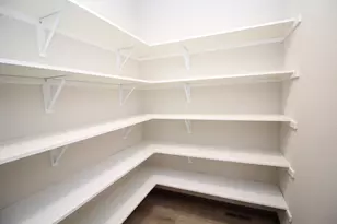 725 Brookview Ct, Racine, WI 53402 - Photo 13