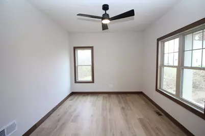 725  Brookview Ct, Racine, WI 53402 - Photo 17