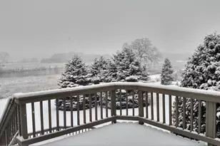 W282N4163 Somerset Ln, Delafield, WI 53072 - Photo 39