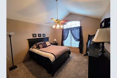 W282N4163  Somerset Ln, Delafield, WI 53072 - Photo 25