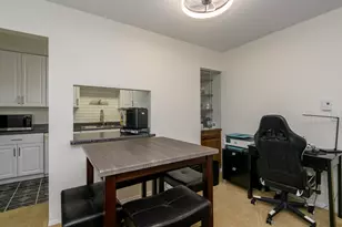 W169N11452 Biscayne Dr, Germantown, WI 53022 - Photo 15