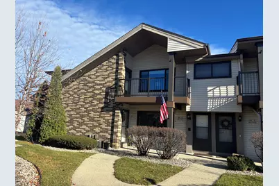 W176N9746  Riversbend Cir #E, Germantown, WI 53022 - Photo 1