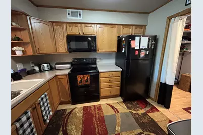 W176N9746  Riversbend Cir #E, Germantown, WI 53022 - Photo 15