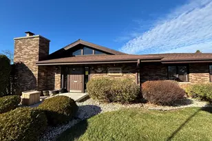W176N9746 Riversbend Circle, Germantown, WI 53022 - Photo 5