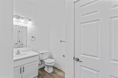 2438 N 38th St, Milwaukee, WI 53210 - Photo 3