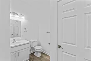 2438 N 38th St, Milwaukee, WI 53210 - Photo 3