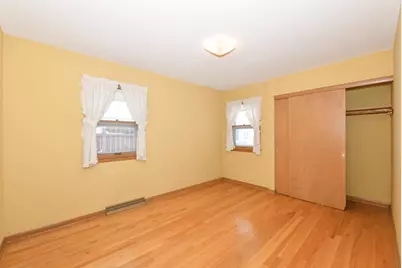 6124 W Spokane St, Milwaukee, WI 53223 - Photo 19
