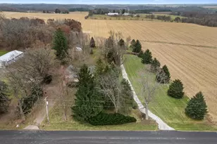 W4101 Scotch Bush Rd, Lafayette, WI 53121 - Photo 55