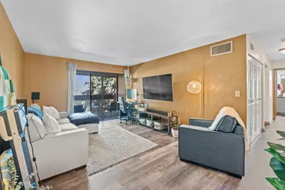 8117 W Manitoba St #16, West Allis, WI 53219 - Photo 3