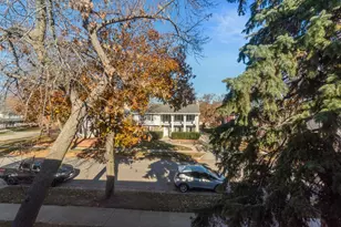 8117 W Manitoba St, West Allis, WI 53219 - Photo 19