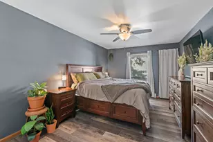 8117 W Manitoba St, West Allis, WI 53219 - Photo 9